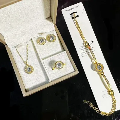 Diamond Cut Pendant Set with Bracelet 5 pcs